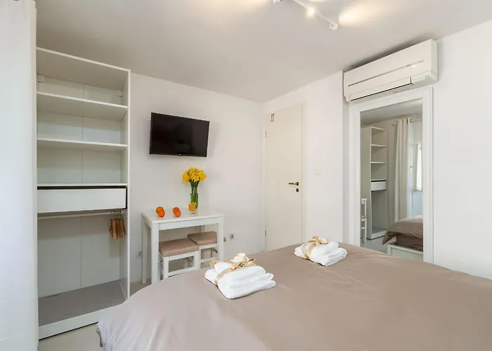 Lumin Guest House